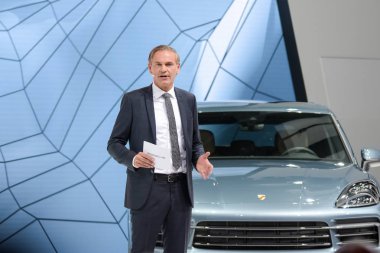 Frankfurt, Almanya. 12 Eylül, 2017. Dr Oliver Blume, Yöneticisi / Ceo, Porsche, Porsche basın konferansı, 65 IAA Uluslararası Otomobil Fuarı Frankfurt/Main'da Tarih Salı, 12 Eylül 2017
