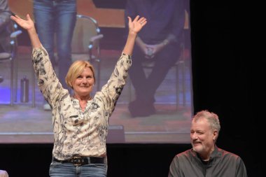 Fedcon 26, Avrupa'nın en büyük Star Trek kongre, ünlüler ve fanlar her diğer imza oturumları ve paneller karşılamak için davet ediyor. Fedcon 26 Haziran 2-5 2017 gerçekleşti.