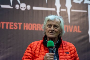 Dortmund, Almanya - 3 Kasım 2018: Rutger Hauer (* 1944, aktör, Blade Runner, Hitcher, gece kuşları) hafta sonu, cehennem 2018, bir iki gün (Kasım 3-4 2018) korku temalı Kongre fan..