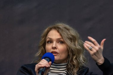 Dortmund, Almanya - 3 Kasım 2018: Dina Meyer (* 1968, ABD'li sinema oyuncusu, gördüm, Piranha 3d, Starship Troopers) hafta sonu, cehennem 2018, bir iki gün (Kasım 3-4 2018) korku temalı Kongre fan..