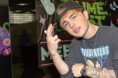 Dortmund, Almanya - 1st Aralık 2018: Mike şarkıcı (* 2000, Alman şarkıcı-söz yazarı, aktör) adlı Nickelodeon Slimefest 2018, Almanya'da ilk Slimefest