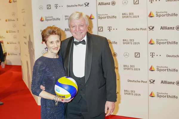 Wiesbaden, Almanya - 2 Şubat 2019: Volker Bouffier (* 1951, Alman politikacı) top des spor 2019