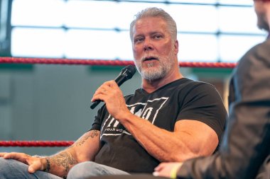 Dortmund, Almanya - 14 Nisan 2019: Kevin Nash (*1959, ABD'li profesyonel güreşçi, basketbolcu ve aktör) German Comic Con Dortmund Spring Edition'da iki günlük bir hayran kongresinde