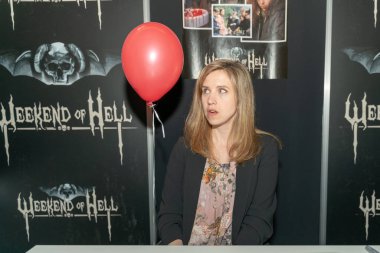 Dortmund, Almanya - 14 Nisan 2018: Emily Perkins (*1977, Kanadalı aktris - Stephen King's It) Weekend of Hell Spring Edition 2019'da, iki gün (13-14 Nisan 2019) korku temalı hayran kongresi.