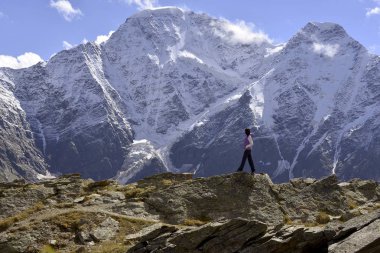 Kabardey-çatışmalar işgalciler dağlarında seyahat.