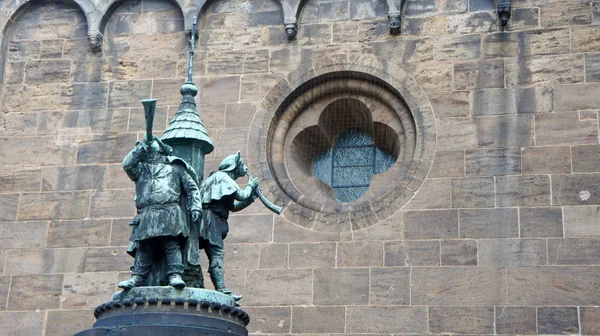 Beau monument dans la vieille ville, Brême, Allemagne — Photo