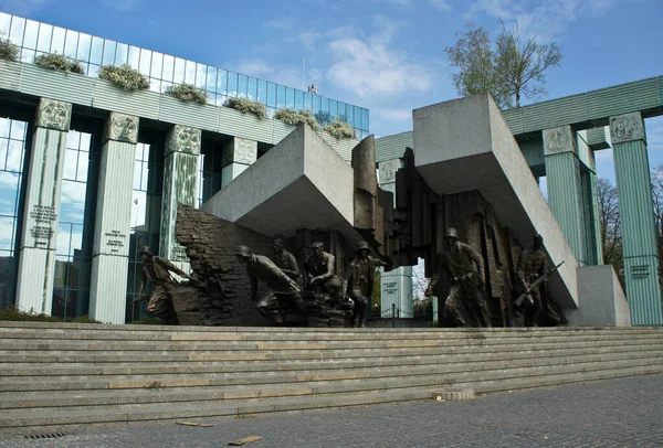 Varsovia, Polonia - 20 de abril de 2019: Monumento al Levantamiento de Varsovia . — Foto de Stock