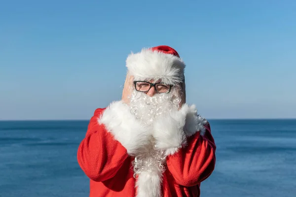 Santa Vacation Sea Relaxing Beach — Stock Photo, Image