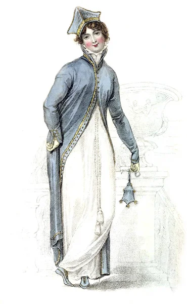 Eski moda elbiseli kadın