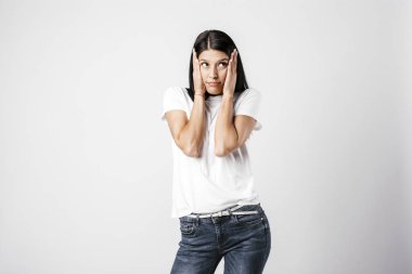 güzel esmer düşünceli 