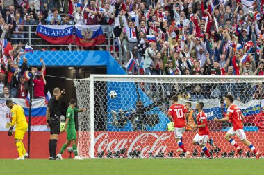 Moskova, Rusya - 14 Haziran 2018: FIFA Dünya Kupası A grubu açılış maçında Luzhniki Stadı, Suudi Arabistan ve Rusya arasındaki.