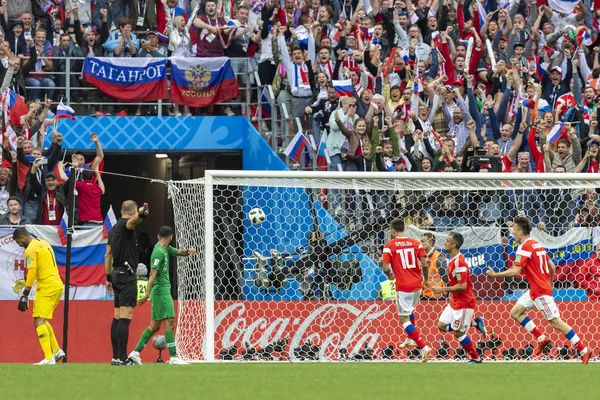 Moskova, Rusya - 14 Haziran 2018: FIFA Dünya Kupası A grubu açılış maçında Luzhniki Stadı, Suudi Arabistan ve Rusya arasındaki.