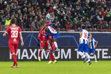 Moskova, Rusya -, 24.10.2018: Uefa Şampiyonlar Ligi oyunu Rzd Arena, Lokomotiv (Moskova) Portu (Portu).
