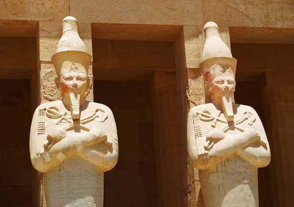 埃及的雕像和古代遗迹 — 图库照片