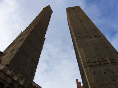 İki kule Bologna, Tower Asinelli ve kule Garisenda, İtalya