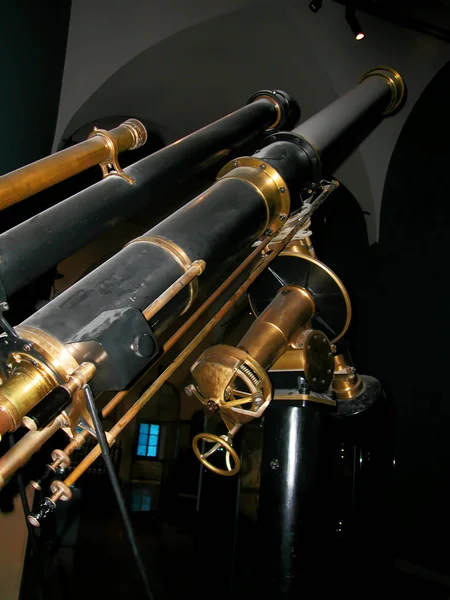 世纪的老意大利望远镜 — 图库照片