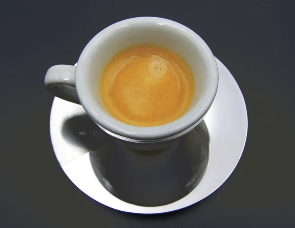 Taza Café Blanco Sobre Mesa Oscura Espresso Italiano —  Fotos de Stock