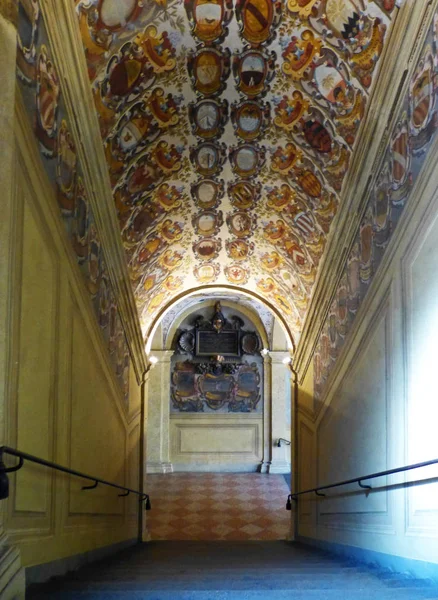 意大利博洛尼亚阿金纳西奥内的装饰 — 图库照片