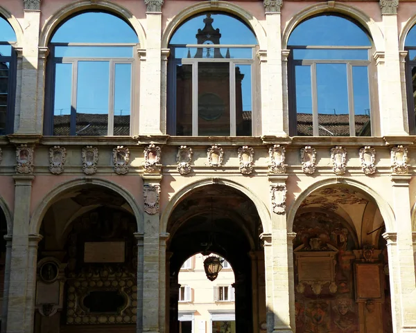 Patio Interior Archiginnasio Bolonia Italia —  Fotos de Stock