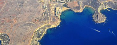 Malta üzerinde havadan görünüm