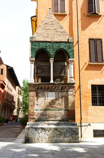 Medieval ark of Glossatory (Tombe dei Glossatori), great masters of law, near church of San Domenico. Bologna, Italy