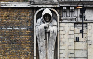 Londra Zindanı dışında korkutucu heykel, Londra, İngiltere