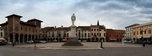 Panoramatický Pohled Piazza Duomo Hlavní Náměstí Montagnana Padua Itálie — Stock fotografie