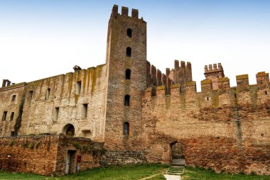 Montagnana kasabasının Ortaçağ savunma duvarları, Padua, İtalya
