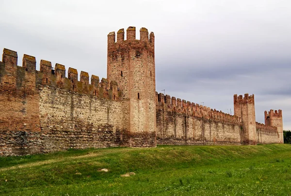 Средневековые Оборонительные Стены Города Монтаньяна Падуя Италия — стоковое фото
