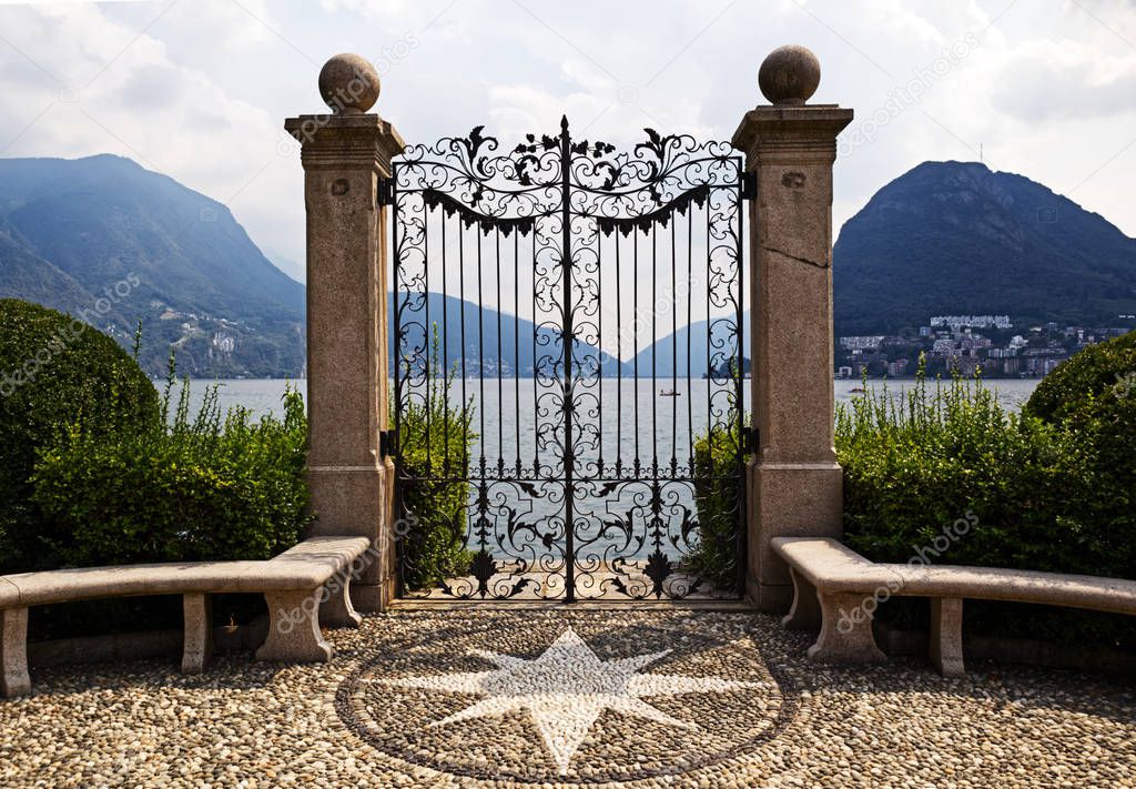 Promenade around the lake of Lugano, Switzerland