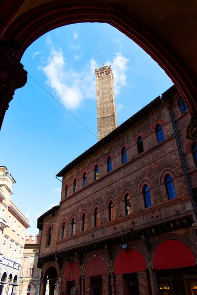 Główna Wieża Bolonii Wieża Asinelli Torre Degli Asinelli Widok Loggia — Zdjęcie stockowe