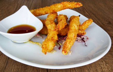 Tempura Karidesleri, kızarmış karidesler. Asya geleneksel gıda: Tempura Ebi
