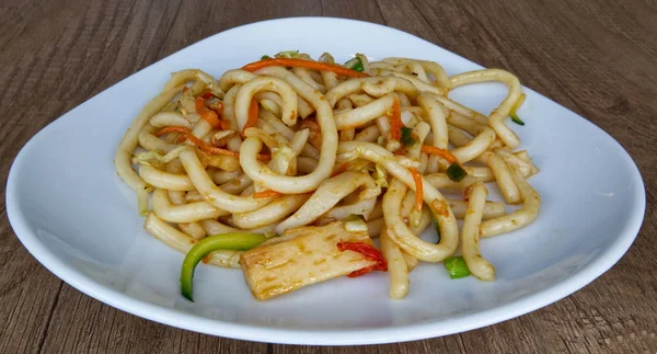 Macarrão Frito Legumes Comida Tradicional Asiática Yaki Udon Yasai — Fotografia de Stock