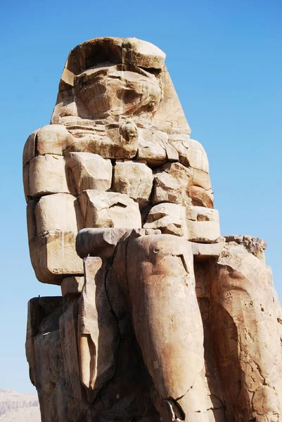 Colosso Memnon Luxor Grandes Estátuas Perto Vale Dos Reis Egipto — Fotografia de Stock