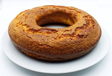 Beyaz masada ev yapımı kek. Stüdyo çekimi