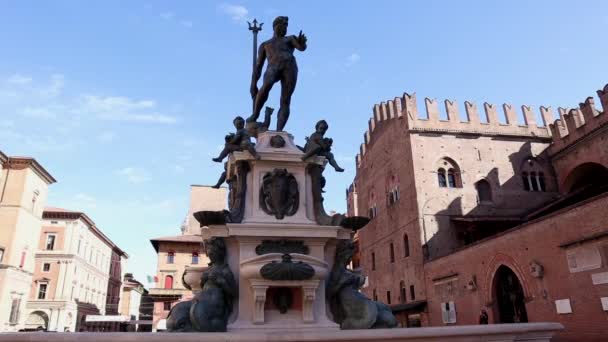 Bologna Şehir Merkezindeki Neptün Çeşmesi Talya — Stok video