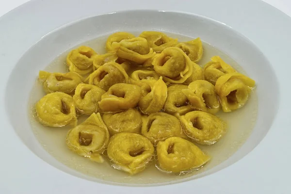 Tortellini Brodo Tortellini Buljong Traditionell Italiensk Mat Närbild — Stockfoto