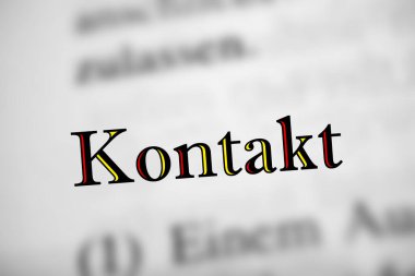 İrtibat - Siyah, sarı ve kırmızı harfli Almanca mesaj sözcüğü