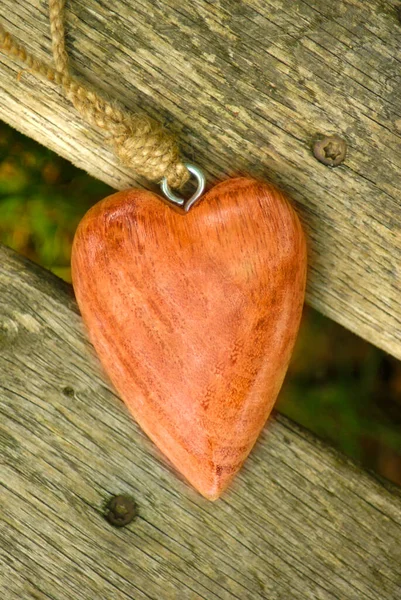 Red Wooden Heart — Stock Photo, Image