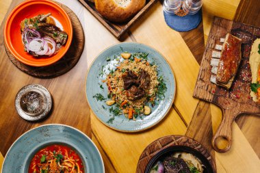 Oryantal mutfağı, kuzu ve plov