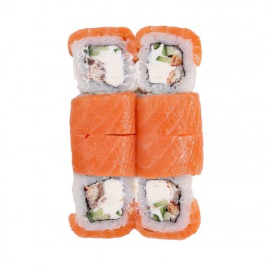 Suşi ve rulo beyaz bir arka plan üzerinde kesilir, izole