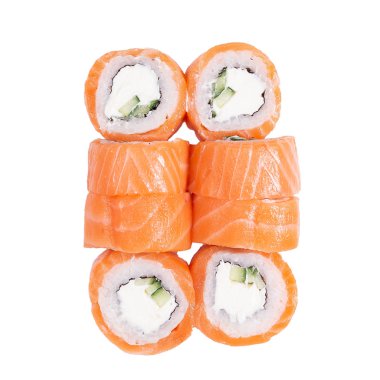 Suşi ve rulo beyaz bir arka plan üzerinde kesilir, izole