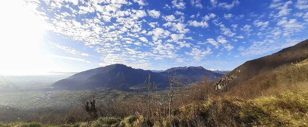 ヴェネトのアシアゴ高原からの美しいパノラマビュー イタリアの旅行と風景 — ストック写真