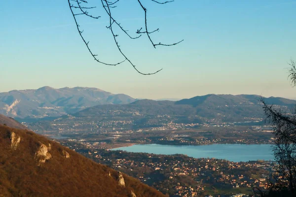 Bela Vista Panorâmica Lago Partir Caminho Que Leva Monte Bollettone — Fotografia de Stock