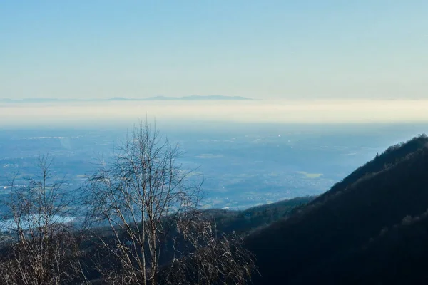 Beautiful Panoramic View Lake Path Leads Mount Bollettone Lombardy Travel — Stock Photo, Image