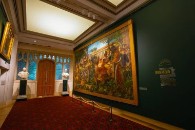 London, Büyük Britanya - 15 Mayıs 2018: Guildhall Sanat Galerisi (1985 yılında keşfedilen) Londra'nın Roma amfi tiyatroda sitede 1885'te inşa evler Londra şehir sanat topluluğu