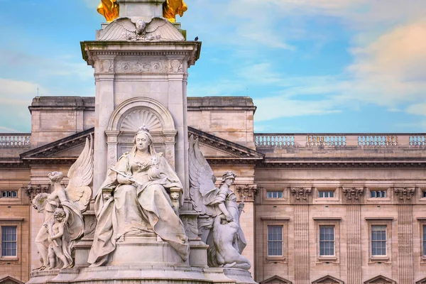 Вікторія Меморіалу Торговому Центрі Дорогу Перед Букінгемський Палац Лондон — стокове фото