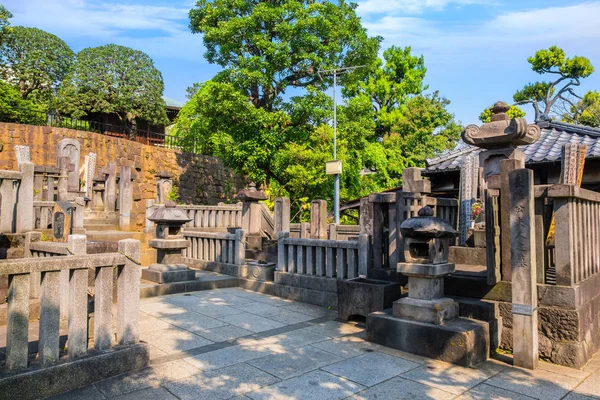 墓主赤穂 忠実な浪人 泉岳寺で最も人気のある日本歴史壮大な伝説の一つの女性赤穂 マスター — ストック写真