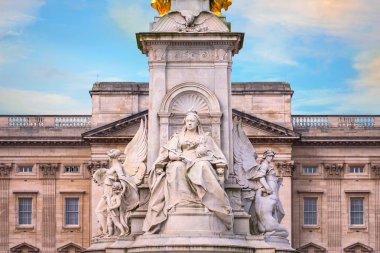 Victoria Memorial Buckingham Sarayı, Londra önünde Mall Road