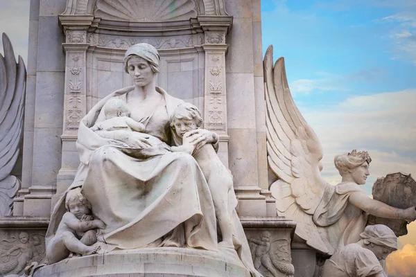 Victoria Denkmal Der Einkaufsstraße Vor Dem Buckingham Palace London — Stockfoto